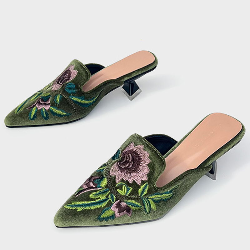 Embroidery Velour Women Shoes  – обзор и цена Embroidery Design