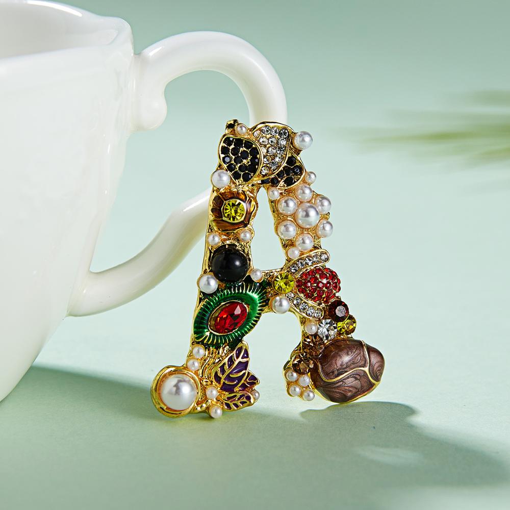 Fashion Enamel Pearl Rhineston – обзор и цена Embroidery Letter M
